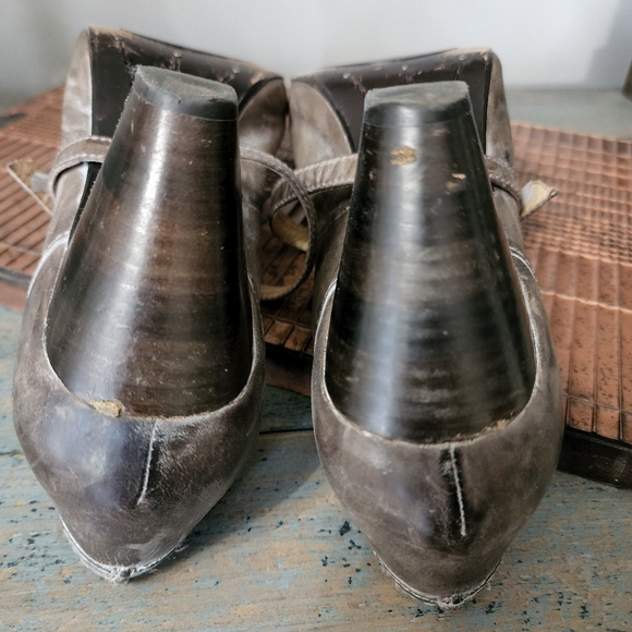 Frye leather Mary Jane heels gray/tan - Picture 6 of 6